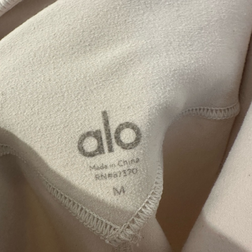 Alo leggings - size M